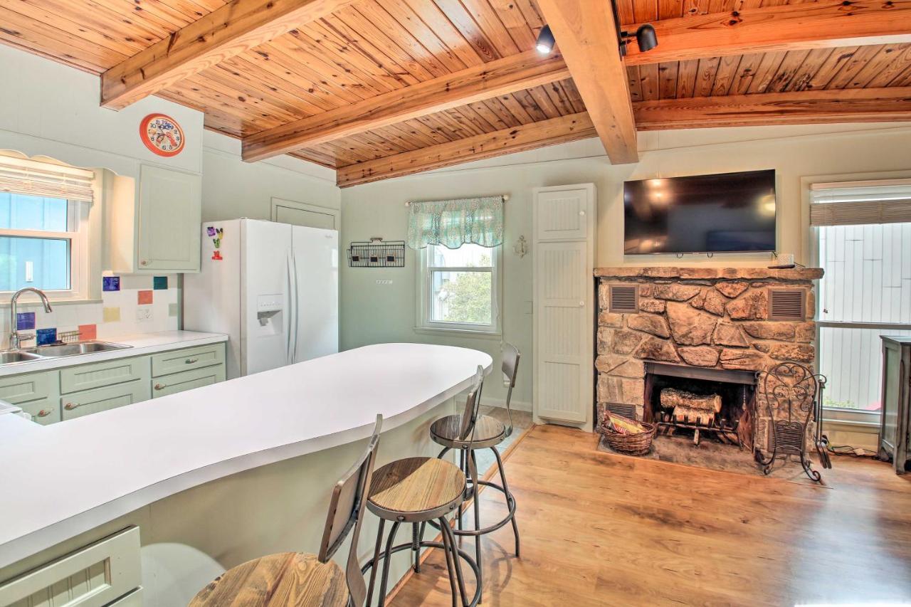 Lakefront Home With Dock 10 Mi To Central Ave! Χοτ Σπρινγκς Εξωτερικό φωτογραφία